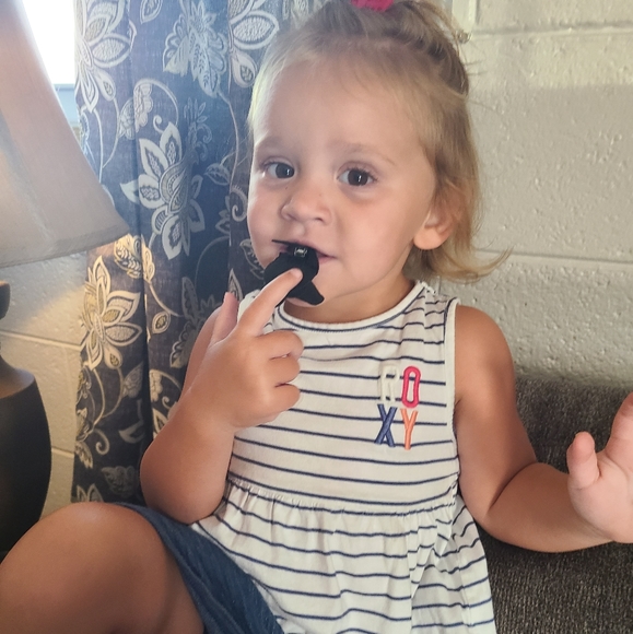 Meet your Posher, Joy - Picture 5 of 11